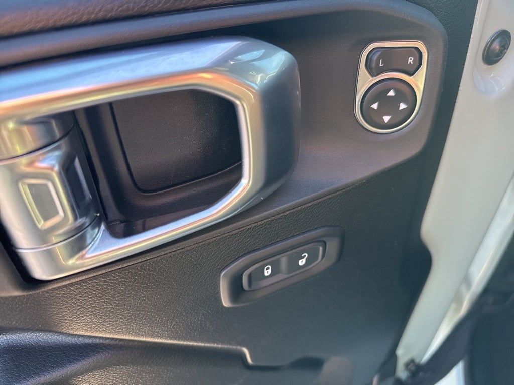 2023 Jeep Wrangler 4-Door Freedom 4x4