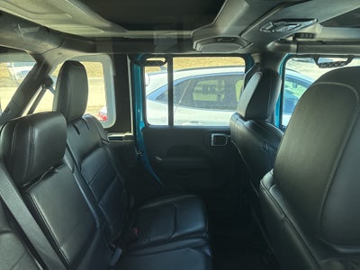 2020 Jeep Wrangler Unlimited Sahara Altitude 4X4