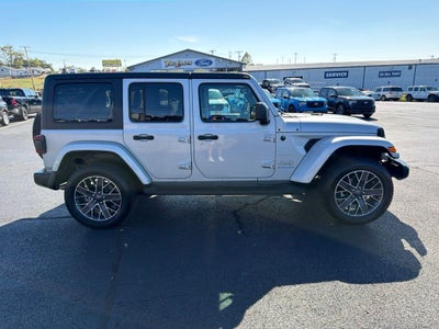 2023 Jeep Wrangler 4xe Sahara 4x4