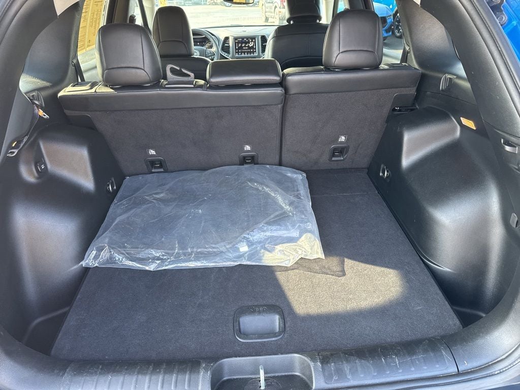 2023 Jeep Cherokee Altitude Lux 4x4