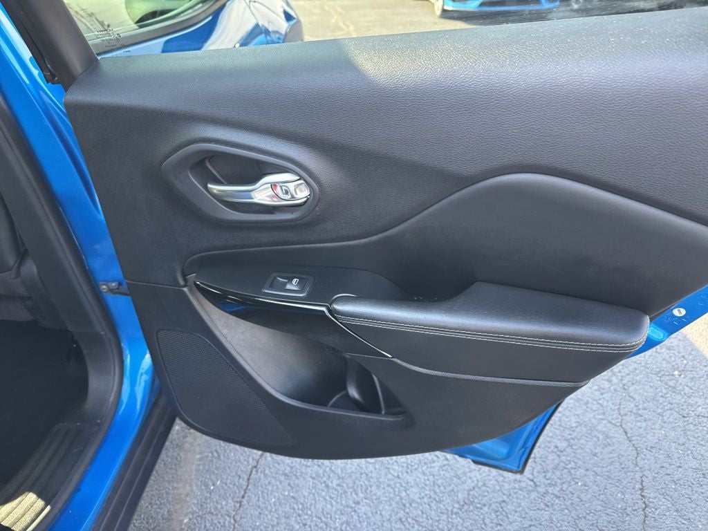 2023 Jeep Cherokee Altitude Lux 4x4