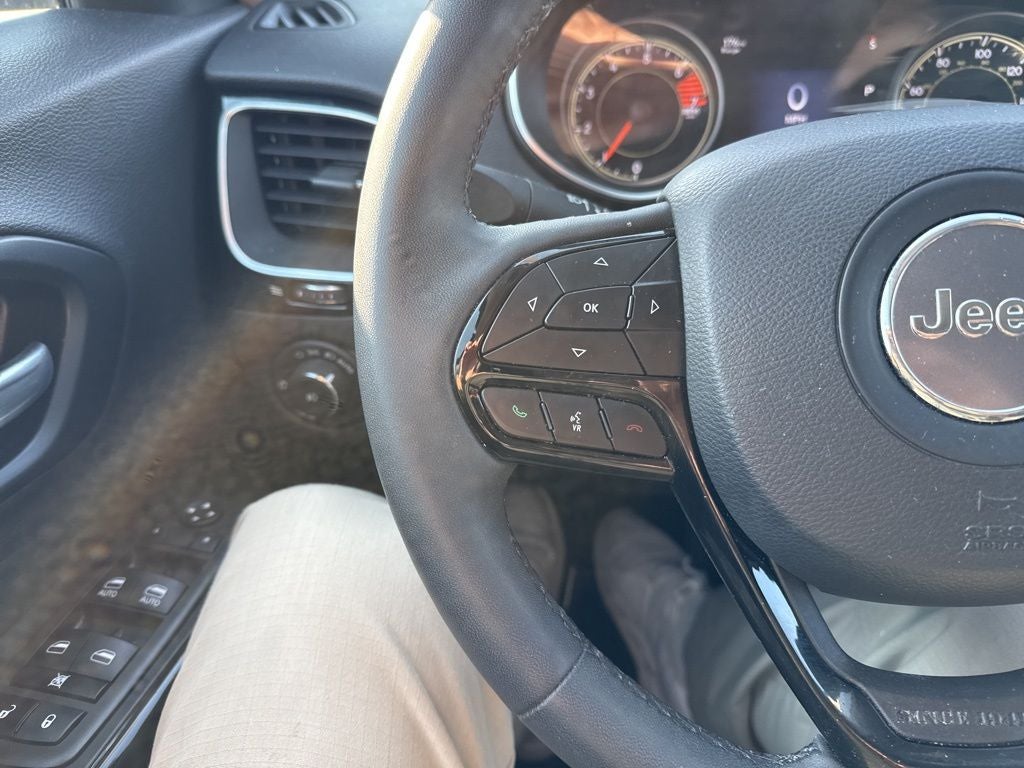 2023 Jeep Cherokee Altitude Lux 4x4