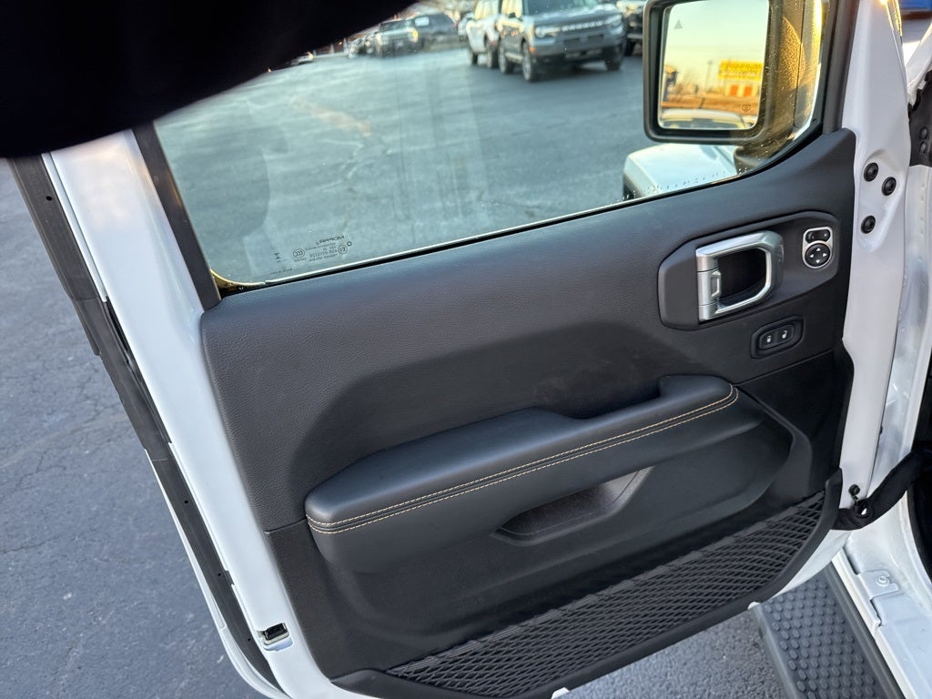 2024 Jeep Wrangler 4-Door Sahara 4x4