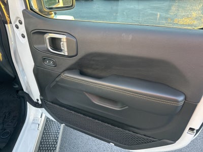 2024 Jeep Wrangler 4-Door Sahara 4x4