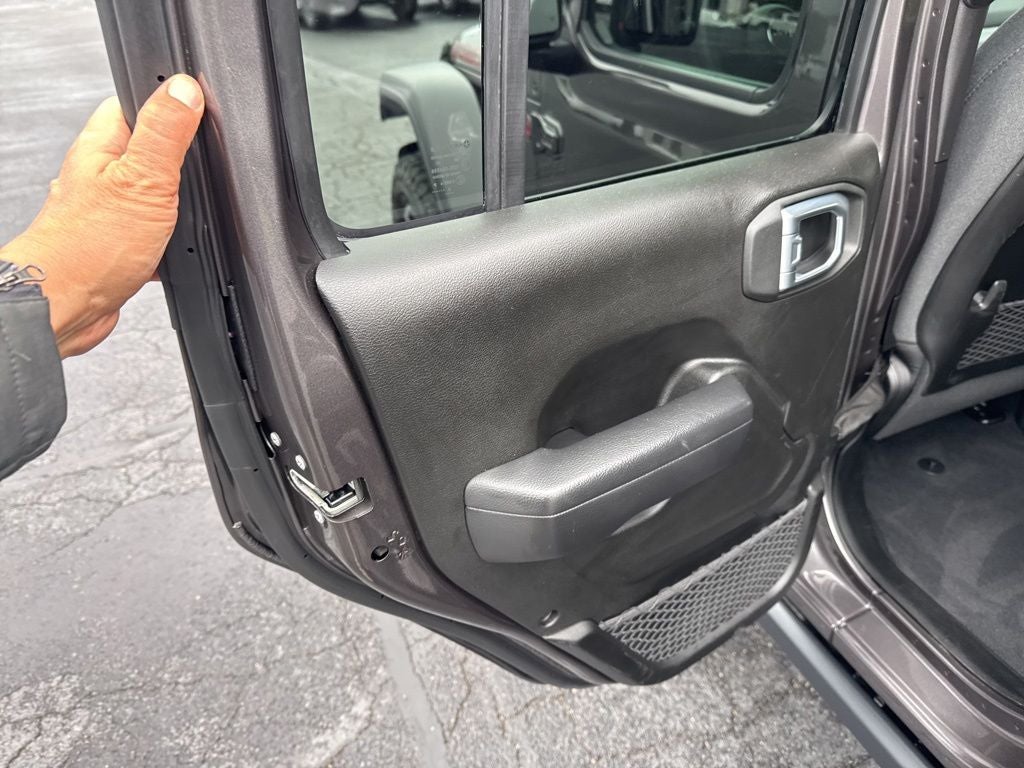 2025 Jeep Wrangler 4-Door Rubicon 4x4