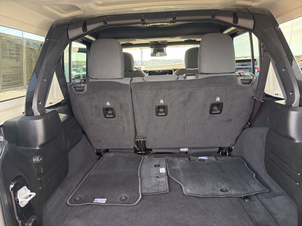 2025 Jeep Wrangler 4-Door Rubicon 4x4