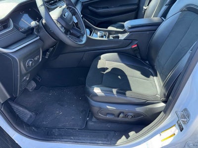 2025 Jeep Grand Cherokee Altitude 4x4