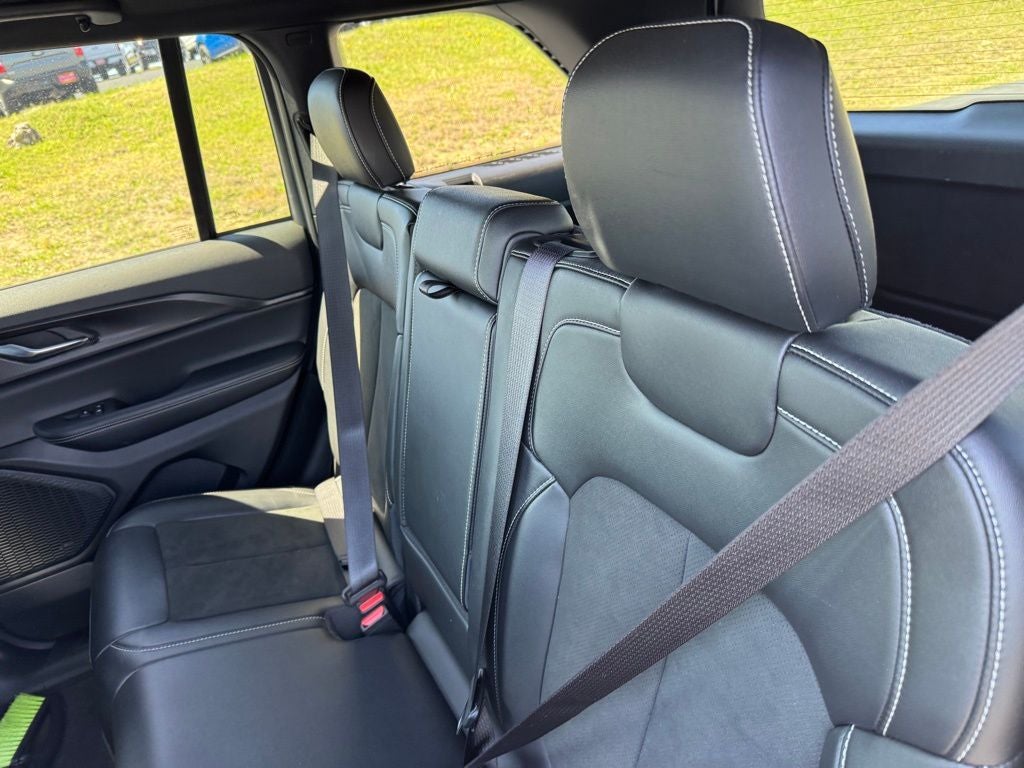 2025 Jeep Grand Cherokee Altitude 4x4