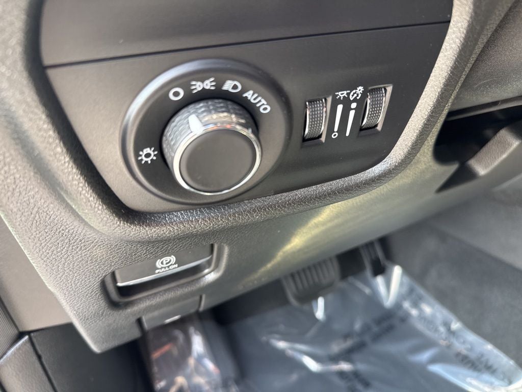 2025 Jeep Grand Cherokee Altitude 4x4