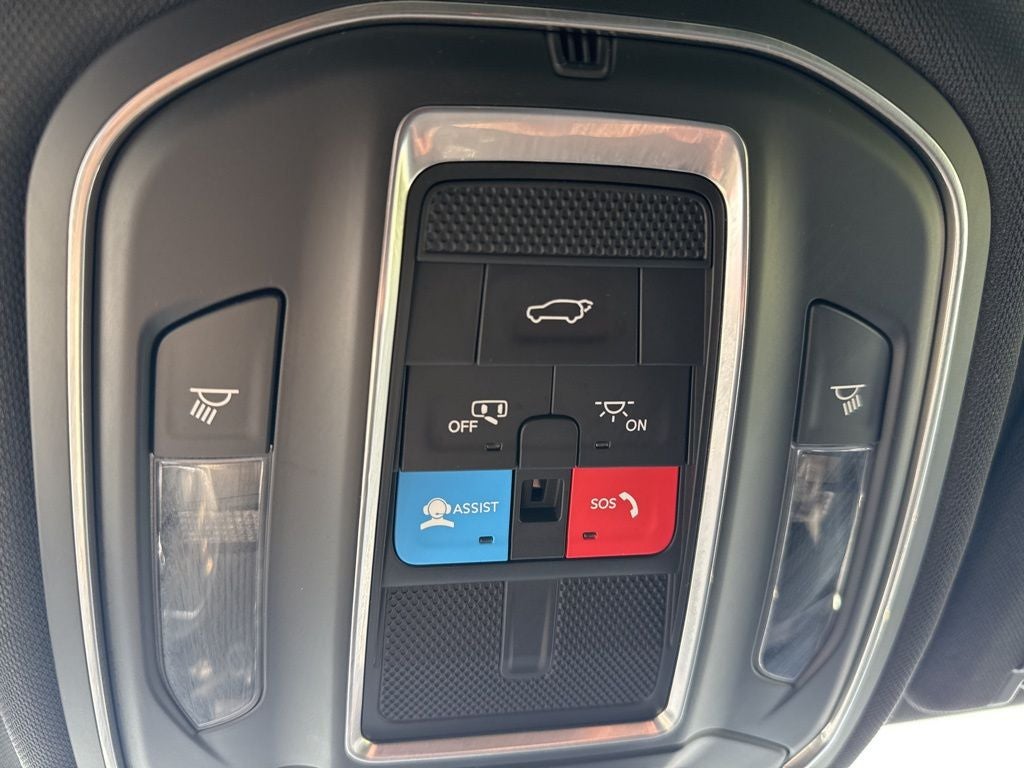 2025 Jeep Grand Cherokee Altitude 4x4