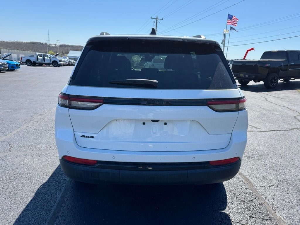 2025 Jeep Grand Cherokee Altitude 4x4