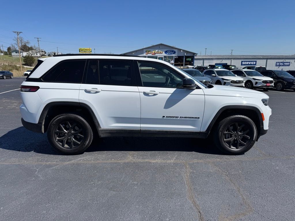 2025 Jeep Grand Cherokee Altitude 4x4