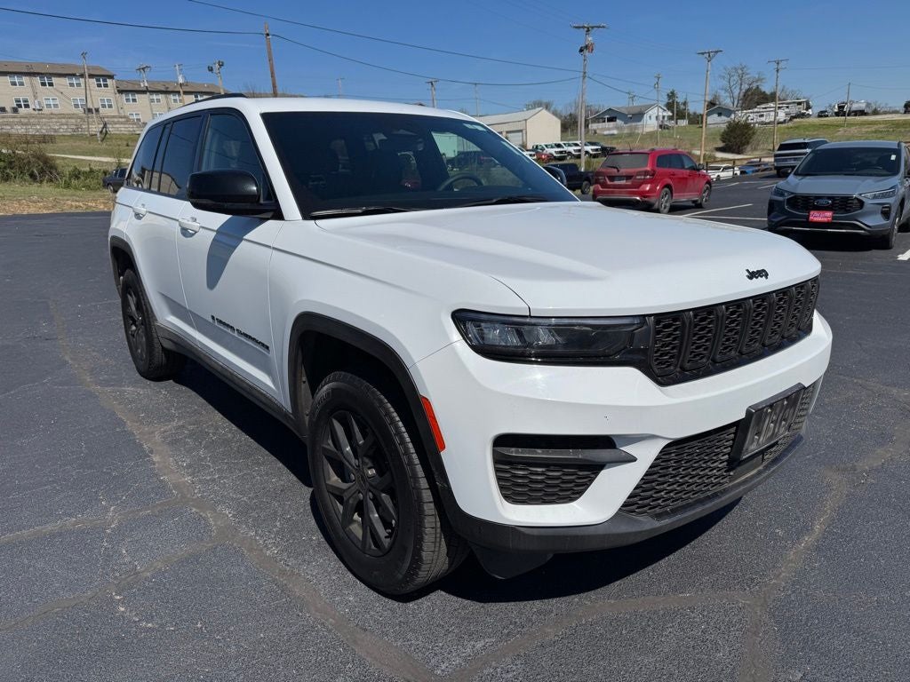 2025 Jeep Grand Cherokee Altitude 4x4