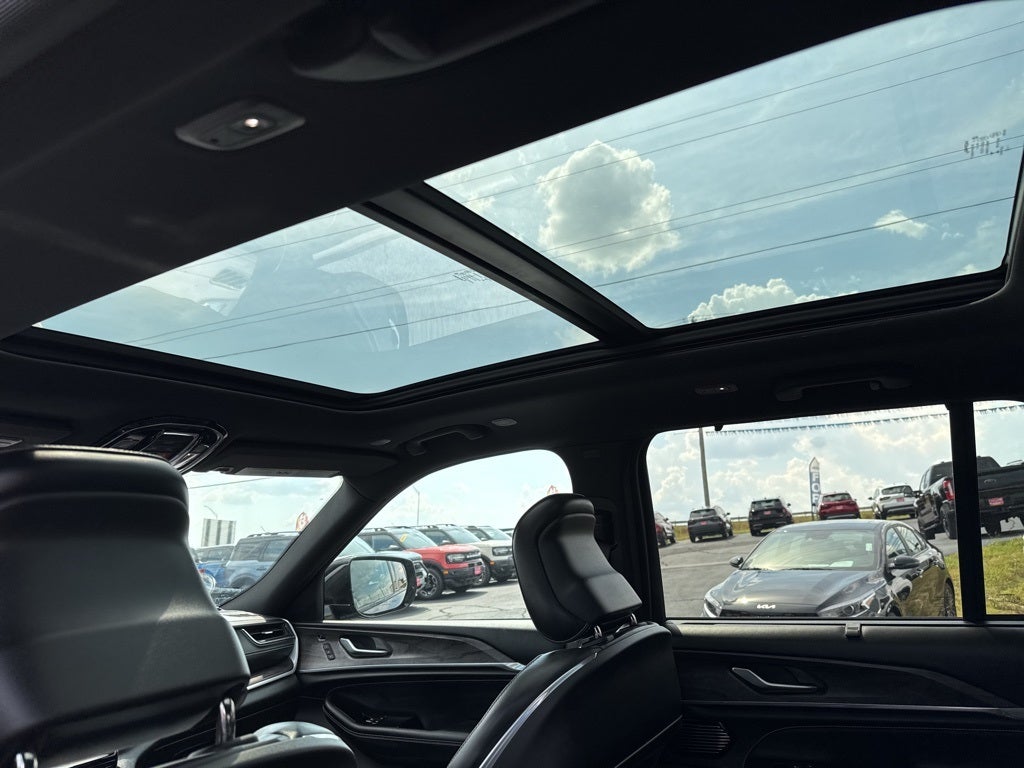 2022 Jeep Grand Cherokee Overland 4x4