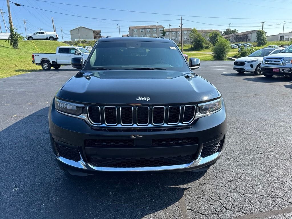 2024 Jeep Grand Cherokee L Laredo 4x2