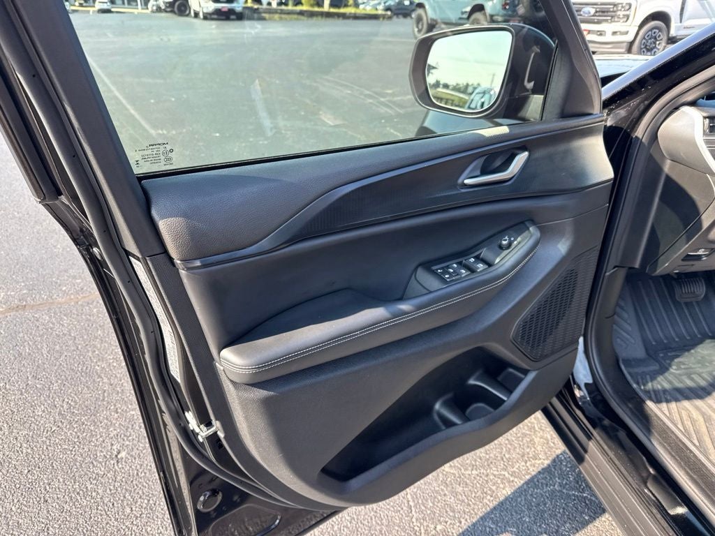2024 Jeep Grand Cherokee L Laredo 4x2