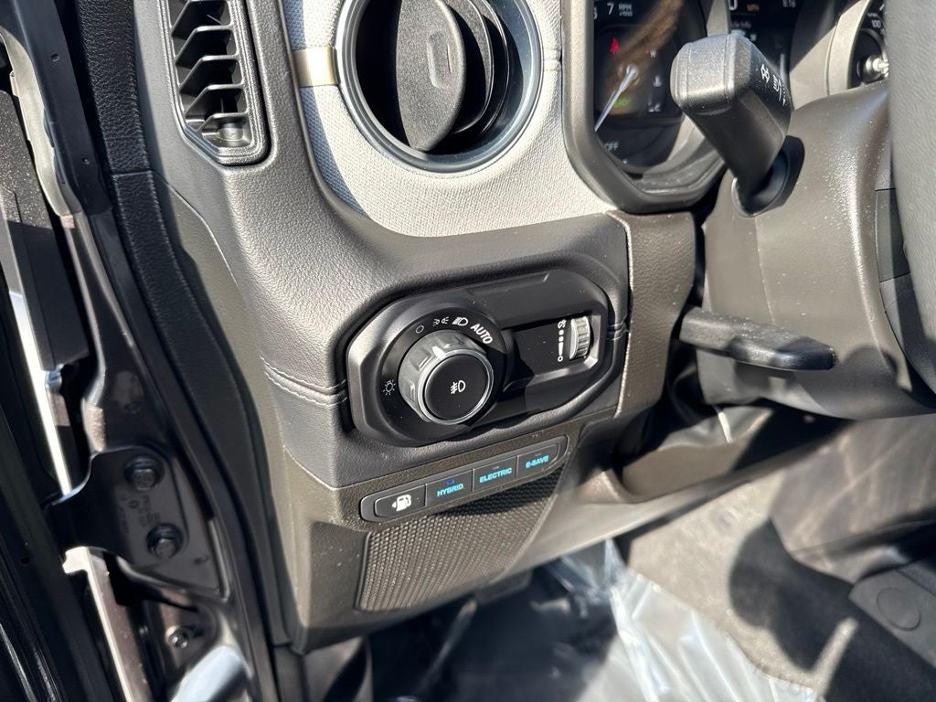 2024 Jeep Wrangler 4xe Sahara 4xe