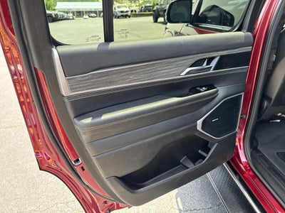 2022 Jeep Wagoneer Series III
