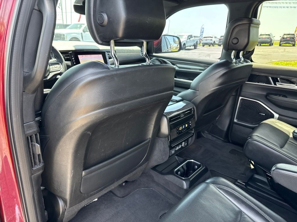 2022 Jeep Wagoneer Series III