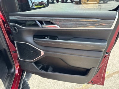 2022 Jeep Wagoneer Series III