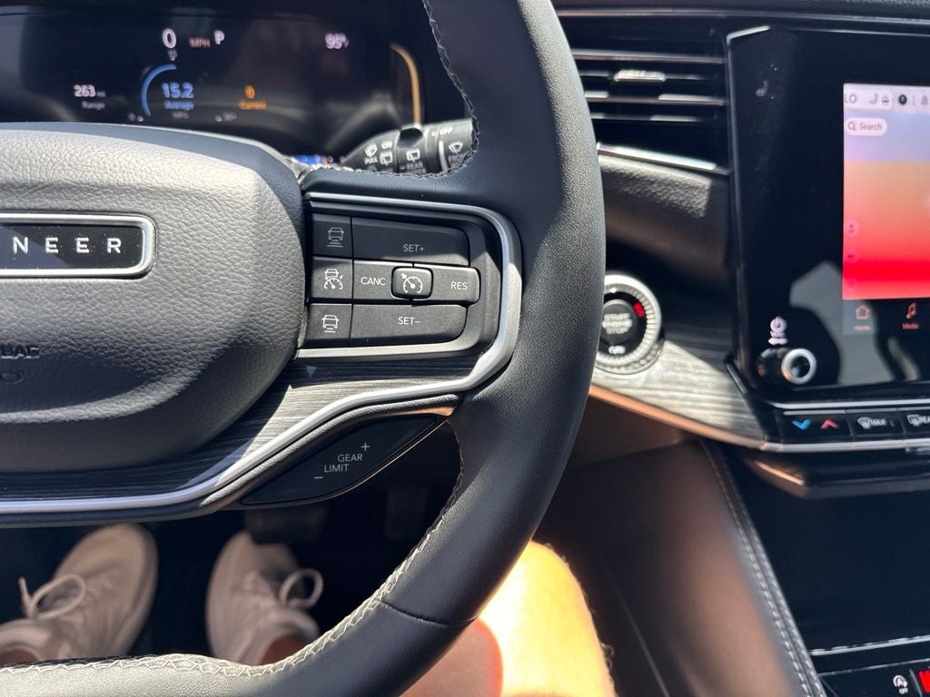 2022 Jeep Wagoneer Series III