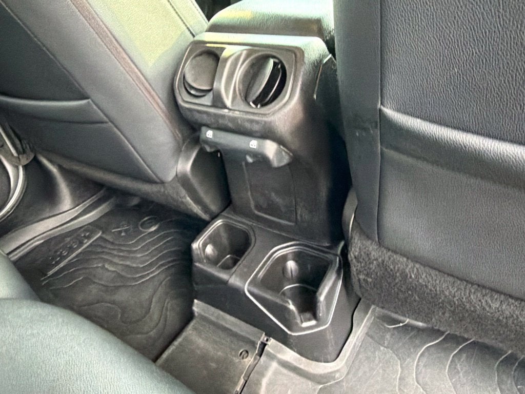 2021 Jeep Gladiator Sport S 4x4