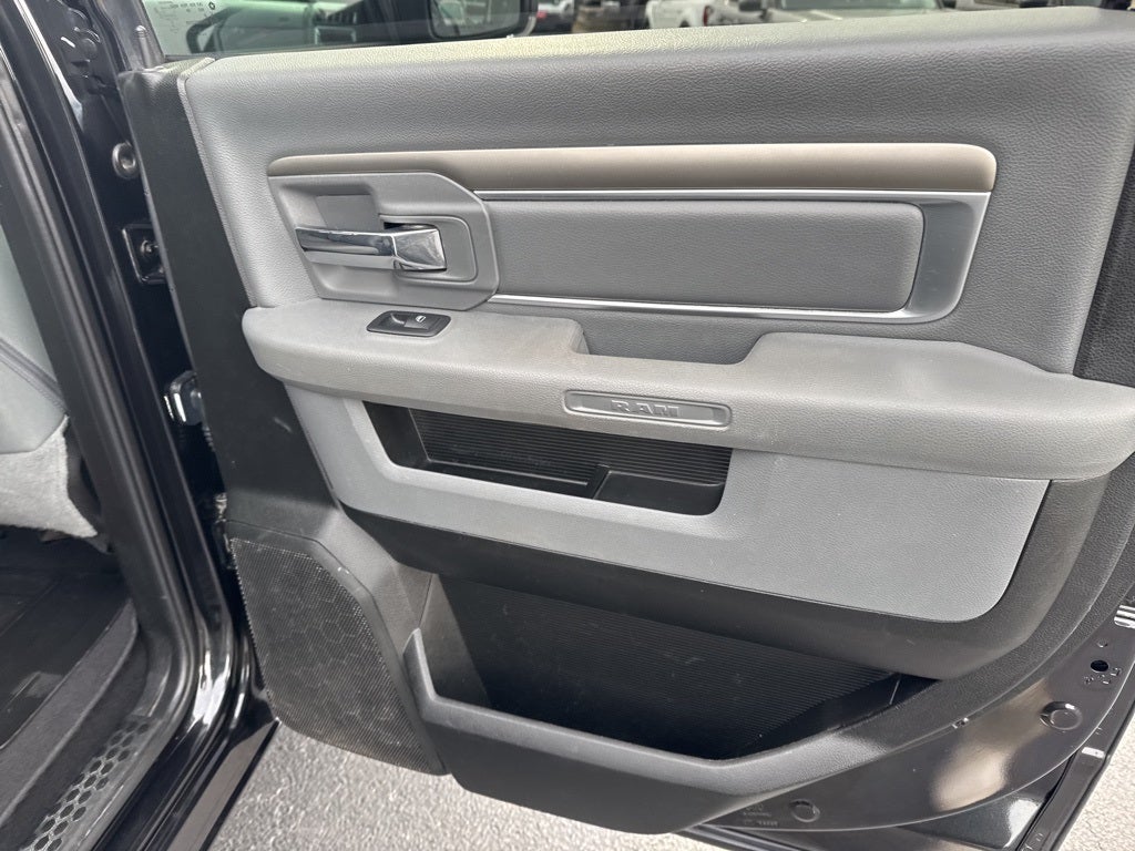 2019 RAM 1500 Classic Big Horn Crew Cab 4x4 5'7' Box