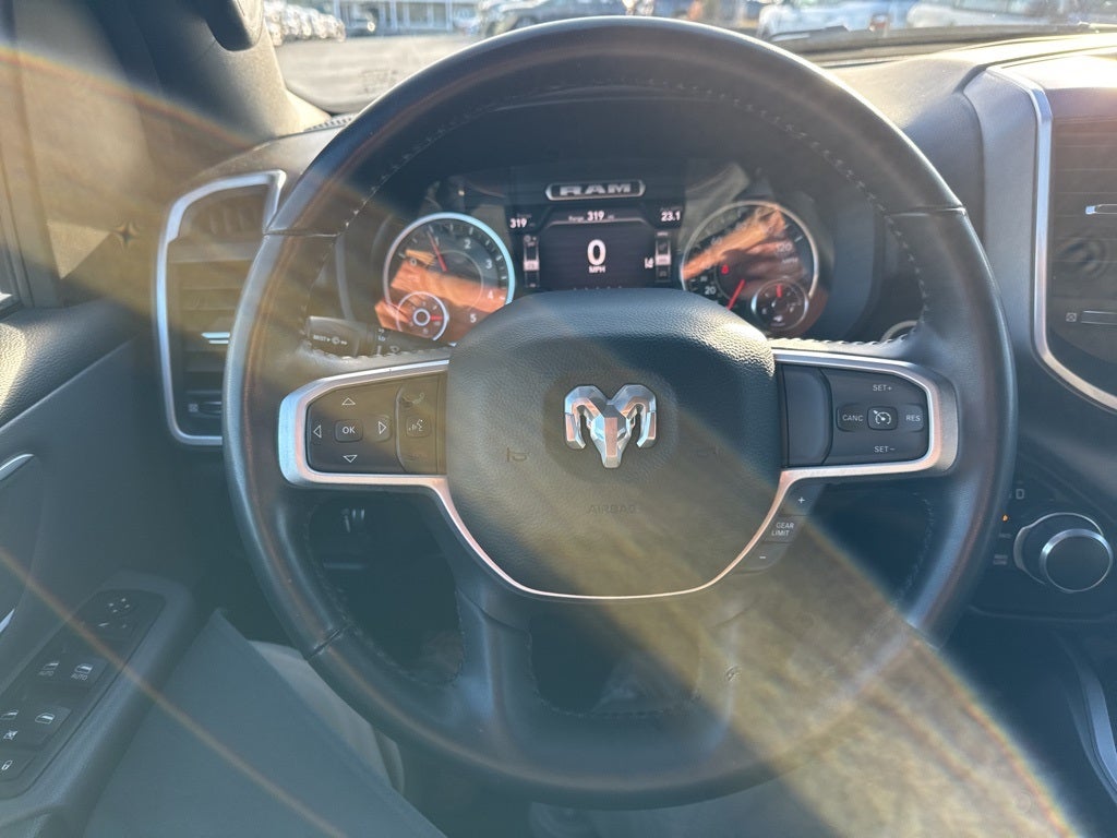 2022 RAM 1500 Big Horn Crew Cab 4x4 5'7' Box