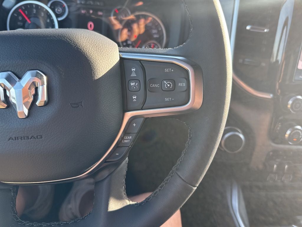 2026 RAM 1500 Big Horn Crew Cab 4x4 5'7' Box