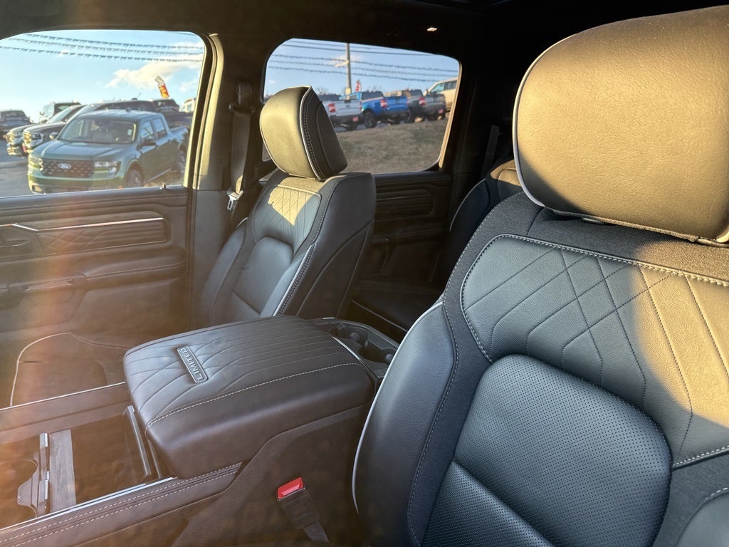 2025 RAM 1500 Limited Crew Cab 4x4 5'7' Box