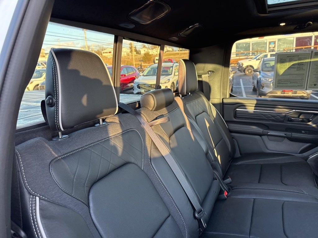 2025 RAM 1500 Limited Crew Cab 4x4 5'7' Box