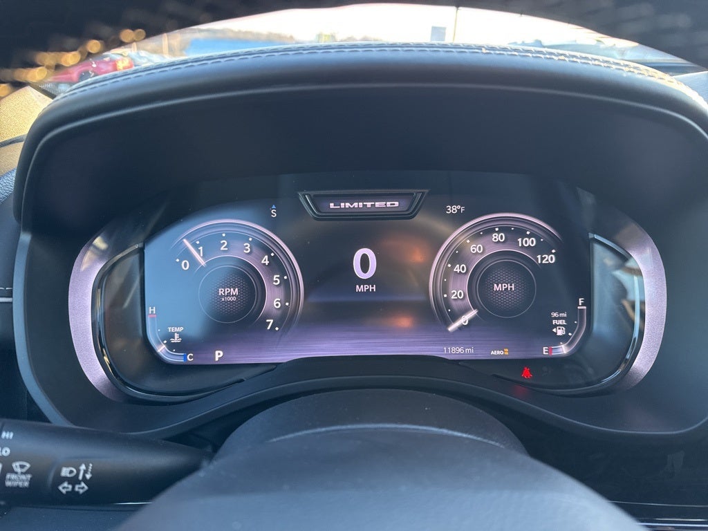 2025 RAM 1500 Limited Crew Cab 4x4 5'7' Box