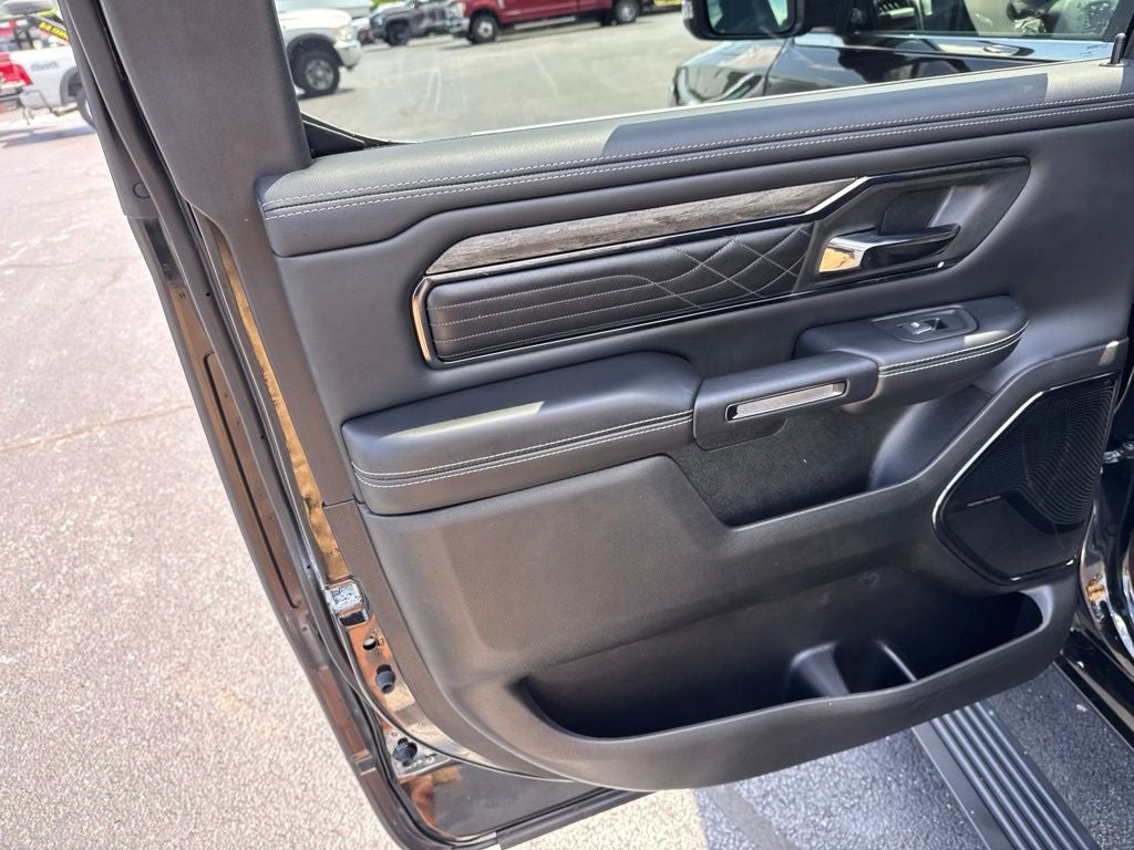 2025 RAM 1500 Limited Crew Cab 4x4 5'7' Box