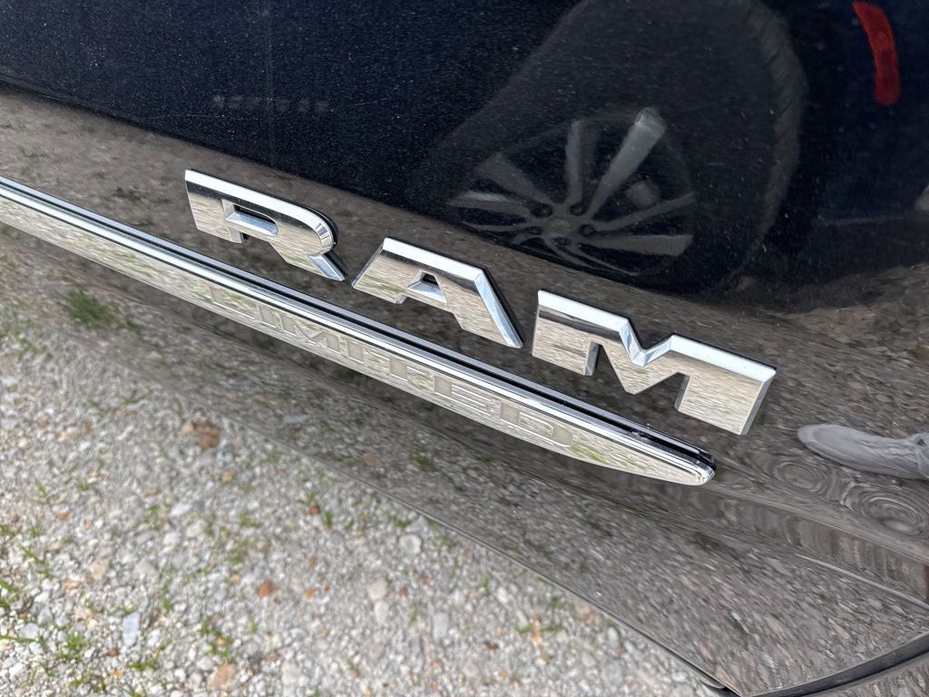 2025 RAM 1500 Limited Crew Cab 4x4 5'7' Box