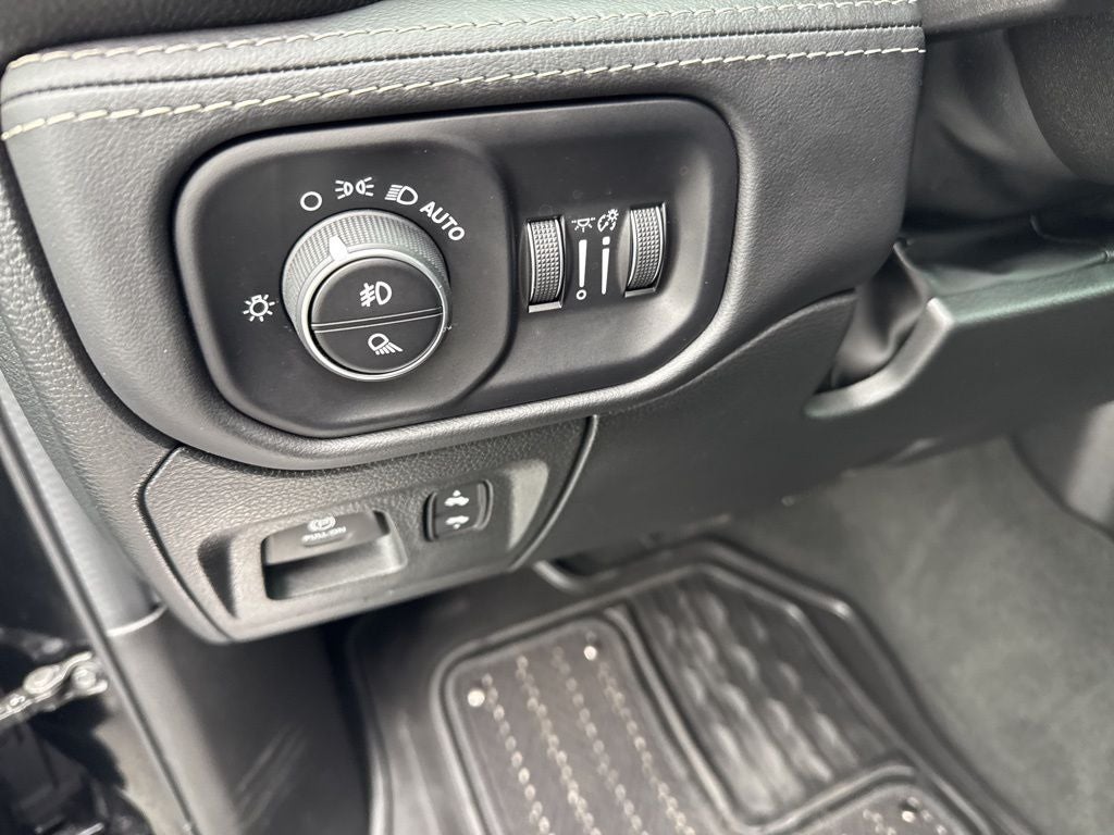 2023 RAM 1500 Limited