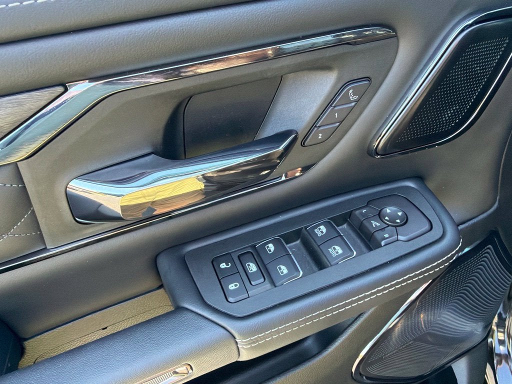2026 RAM 1500 Limited Crew Cab 4x4 5'7' Box