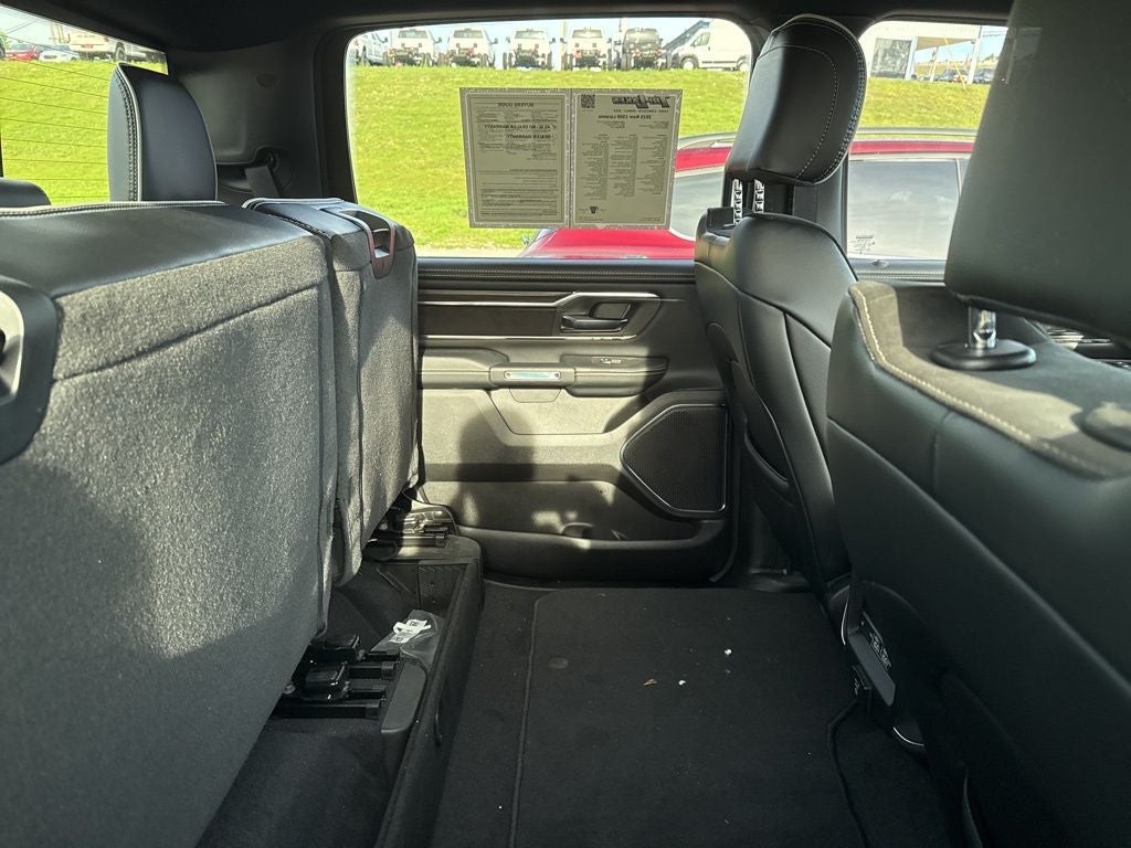 2025 RAM 1500 Laramie Crew Cab 4x4 5'7' Box