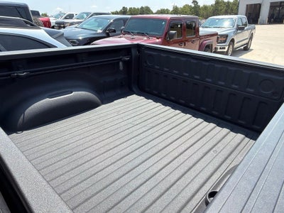 2023 RAM 1500 Laramie Crew Cab 4x4 5'7' Box