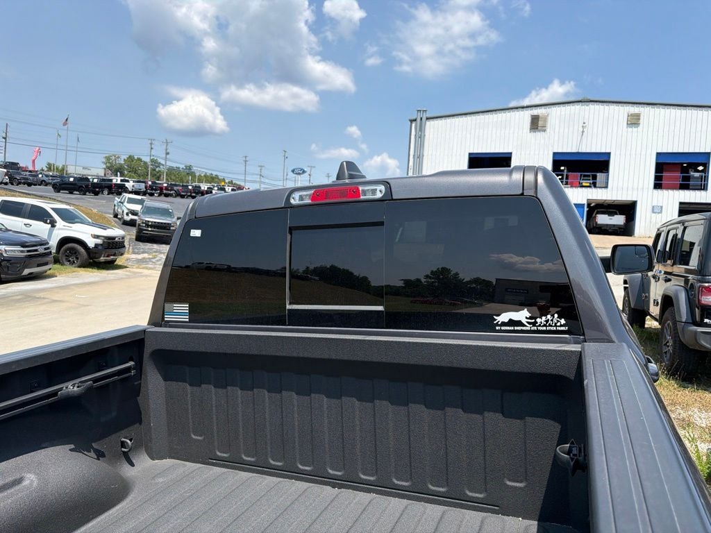 2023 RAM 1500 Laramie Crew Cab 4x4 5'7' Box