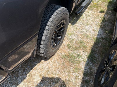 2023 RAM 1500 Laramie Crew Cab 4x4 5'7' Box