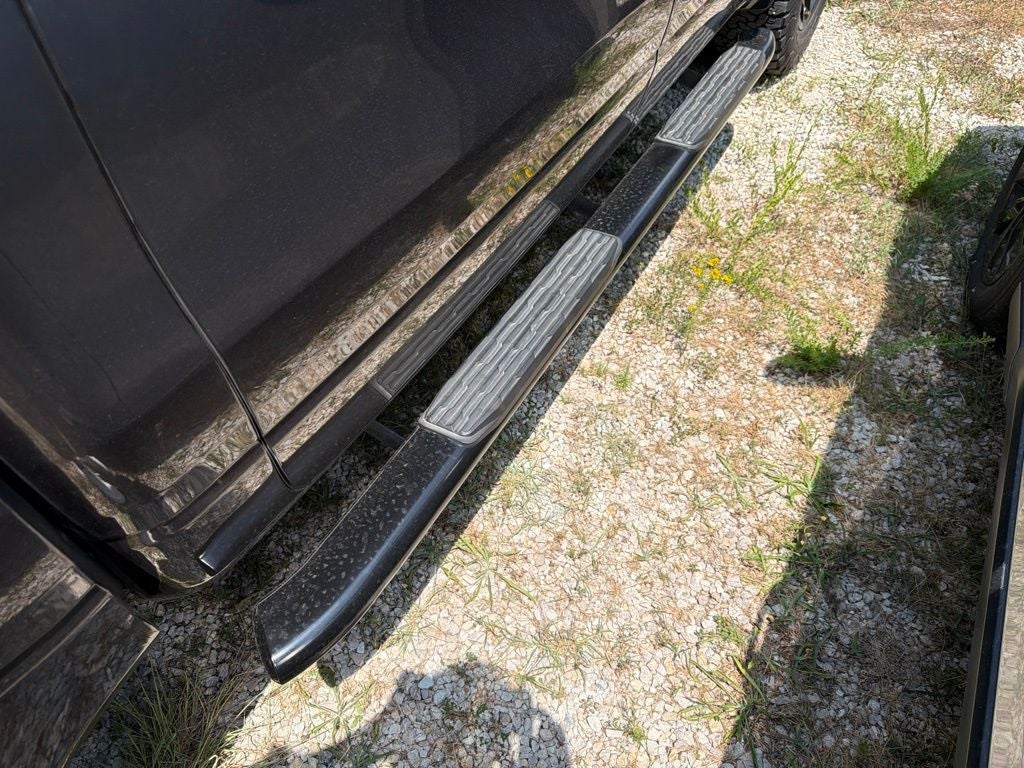 2023 RAM 1500 Laramie Crew Cab 4x4 5'7' Box