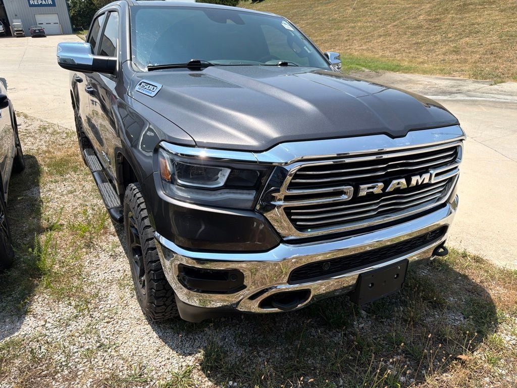 2023 RAM 1500 Laramie Crew Cab 4x4 5'7' Box