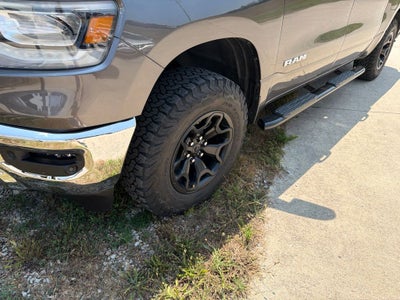 2023 RAM 1500 Laramie Crew Cab 4x4 5'7' Box