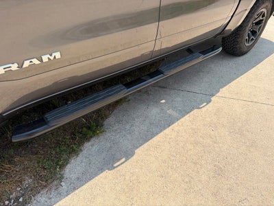 2023 RAM 1500 Laramie Crew Cab 4x4 5'7' Box