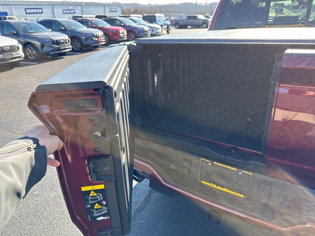 2025 RAM 1500 Tungsten Crew Cab 4x4 5'7' Box