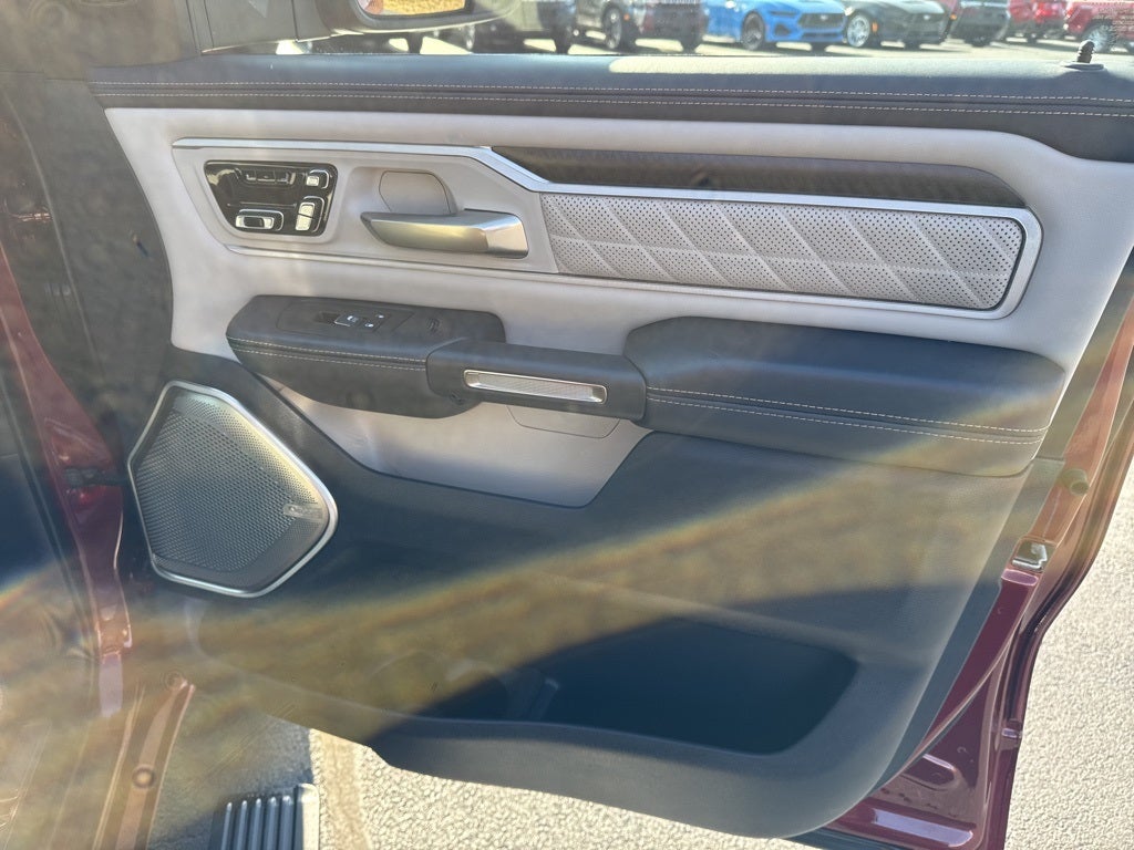 2025 RAM 1500 Tungsten Crew Cab 4x4 5'7' Box