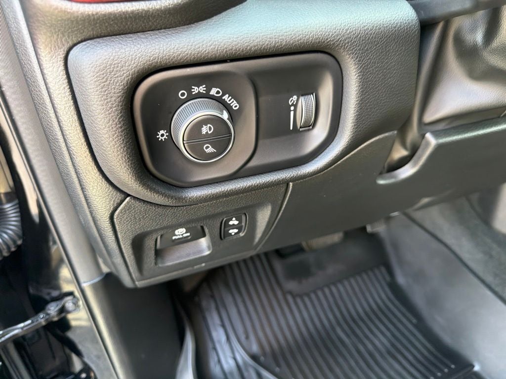 2023 RAM 1500 Rebel Crew Cab 4x4 5'7' Box