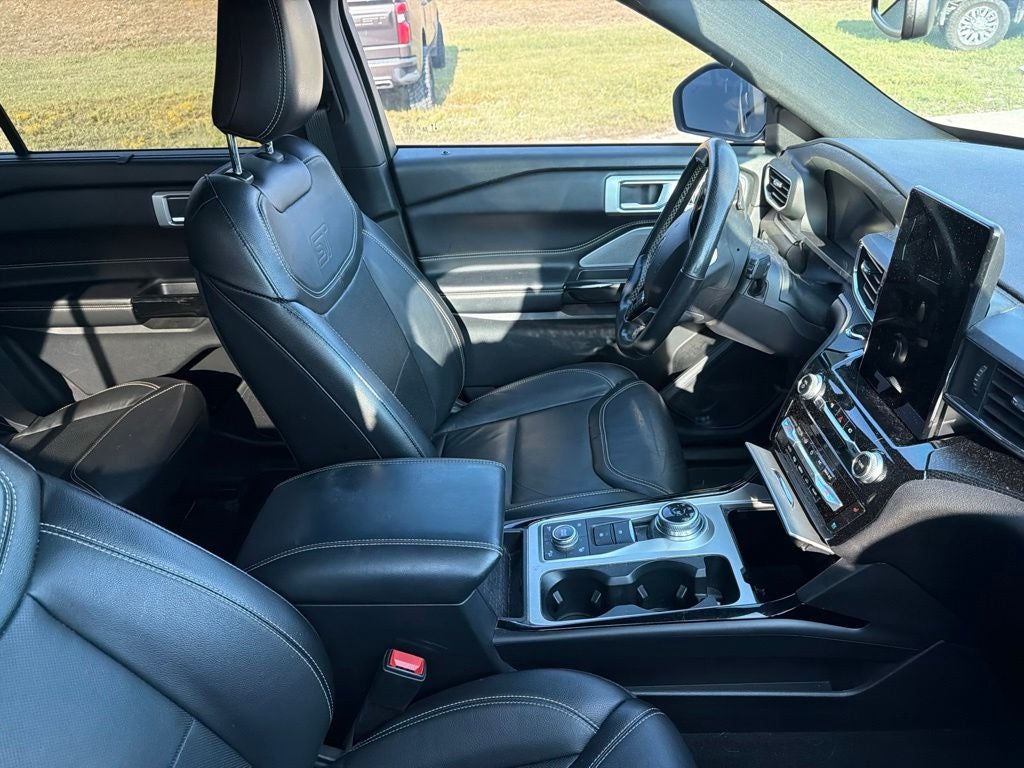 2022 Ford Explorer ST