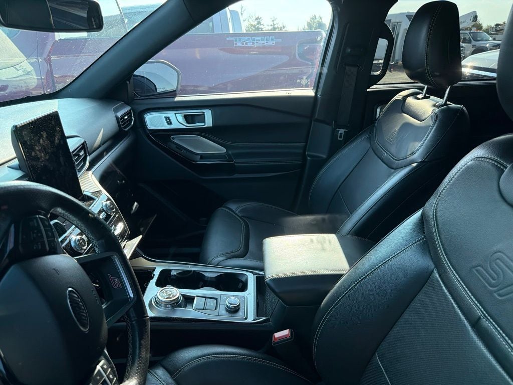 2022 Ford Explorer ST