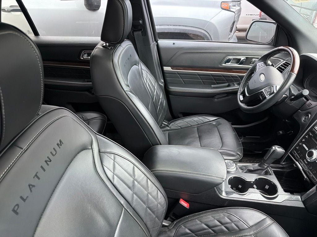 2019 Ford Explorer Platinum